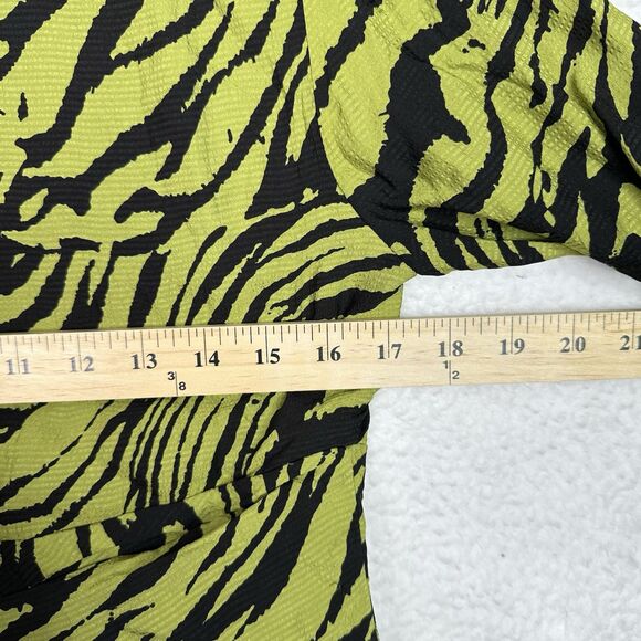 Anthropologie Exquise Wrap Blouse XL Green Black Tiger Print NWT $190 - Picture 14 of 16